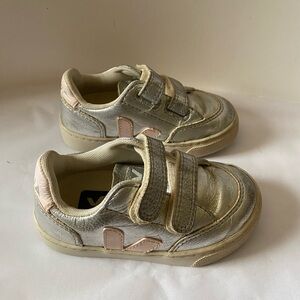 VEJA Kids Metallic V-12 Sneakers Silver Sz Kids 7